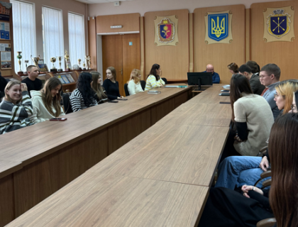 ТРАДИЦІЙНА ЗУСТРІЧ СТУДЕНТІВ З АДМІНІСТРАЦІЄЮ УНІВЕРСИТЕТУ 