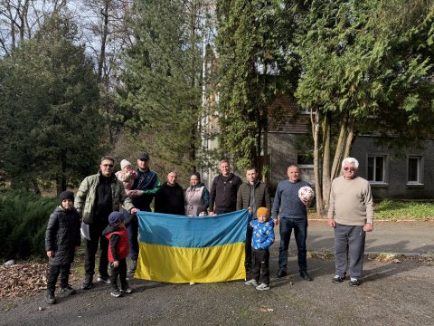 ПОЇЗДКА НАУКОВО-ПЕДАГОГІЧНИХ ПРАЦІВНИКІВ  У СЕЛО ПИРОГІВЦІ