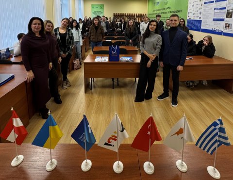 Мистецтво маленьких кроків — професійні поради й перспективні пропозиції від представників компанії «Travel Study Work»