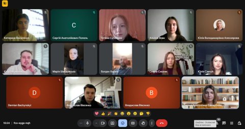 📅 19 грудня 2025 року на факультеті управління та економіки відбувся захист звітів з переддипломної практики студентів 2 курсу магістратури спеціальності 072 «Фінанси, банківська справа, страхування та фондовий ринок» денної форми здобуття освіти. 🗓️ Переддипломна практика проходила у період з 13 жовтня по 05 грудня 2025 року на базі органів місцевого самоврядування, державних установ, фінансових, виробничих та комерційних підприємств. Обрані бази практики забезпечили можливість поєднання теоретичних знан