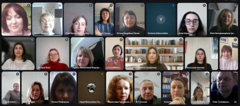 КУРСИ ПІДВИЩЕННЯ КВАЛІФІКАЦІЇ: «ВИКОРИСТАННЯ ІНФОРМАЦІЙНО-КОМУНІКАЦІЙНИХ ТЕХНОЛОГІЙ ТА ЦИФРОВИХ ІНСТРУМЕНТІВ ДИСТАНЦІЙНОГО НАВЧАННЯ В ОСВІТНЬОМУ ПРОЦЕСІ»