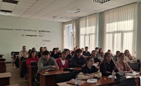 📌 #MoneyMasterChallenge 🎓 #ХУУП 💼 #Фінанси 🏦 #БанківськаСправа 🛡️ #Страхування 📊 #ФондовийРинок 📚 #ПодатковаТаМитнаСправа 🧠 #КритичнеМислення 💡 #ФінансоваГрамотність 🤝 #КоманднаРобота 🚀 #ІнноваційнаОсвіта 🎯 #ПрактикоорієнтованеНавчання