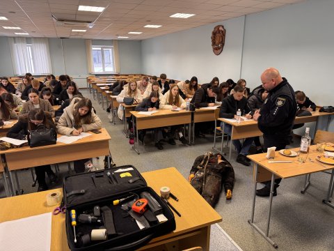 Практичне заняття зі студентами на тему «Огляд місця події»