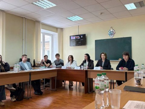 VІ Науковий круглий стіл «Актуальні питання організації та здійснення публічної влади в Україні» 