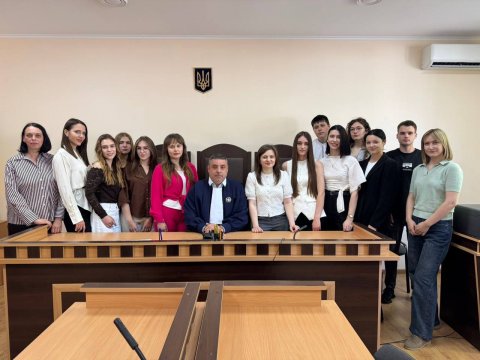 Здобувачі освіти бакалаврського та магістерського рівнів юридичного факультету  відвідали підготовче судове засідання