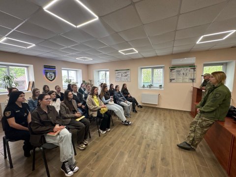 Практичне заняття на базі кінологічного центру ГУНП у Хмельницькій області