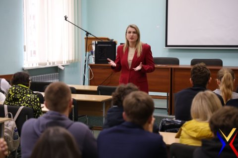 Лідерство у дії: студенти юридичного факультету зустрілися з першою заступницею голови Хмельницької обласної військової адміністрації
