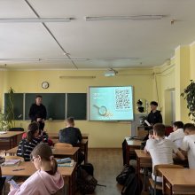 🛡️ Фінансова грамотність у дії: як молодь навчає протидіяти шахрайству  📅 18 березня, у межах 🌍 Всесвітнього тижня грошей, студенти 2 курсу спеціальності «Фінанси, банківська справа, страхування та фондовий ринок» Ясинський Тарас та Скляров Ренат провели тренінг для учнів 10 класу математичного напрямку Хмельницького обласного ліцею на тему: «Фінансове шахрайство: як не стати жертвою».  💡 Під час заходу учасники: 📌 дізналися, що таке фінансове шахрайство та чому воно є однією з найактуальніших загроз с