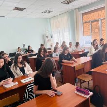 філологічна школа