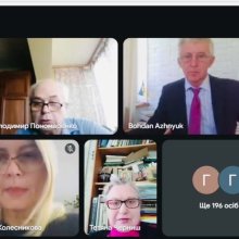 філологічна школа