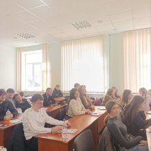 На факультеті управління та економіки відбувся Ярмарок вибіркових дисциплін для студентів спеціальності «Фінанси, банківська справа, страхування та фондовий ринок». Захід став важливим етапом формування індивідуальної освітньої траєкторії здобувачів, надавши можливість ознайомитися з сучасними освітніми компонентами та зробити усвідомлений вибір.