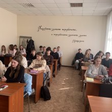 🏛 Від вагової одиниці до національного символу: історія гривні крізь віки