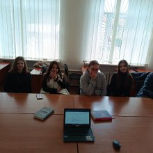 🎓📊 Фінансові рішення в дії: кейс-стаді з інвестування для майбутніх менеджерів