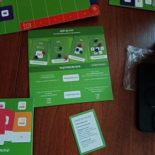 У межах заходів GlobalMoneyWeek2026 студенти спеціальності «Туризм та рекреація» долучилися до інтерактивного заняття, присвяченого основам інвестування та функціонуванню фондового ринку. Навчання відбулося у форматі ділової гри «Хто тут інвестор?», що дозволило поєднати теоретичні знання з практичним досвідом 💼📊  📌 Під час гри учасники: 🔹 здійснювали торгівлю активами, аналізуючи ринкові тенденції 🔹 формували індивідуальні інвестиційні стратегії для досягнення фінансових цілей 🔹 приймали рішення щодо