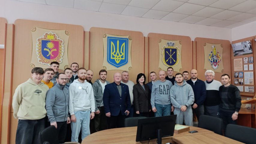 Нагородження гравців і тренерів футбольної команди “Femida-Woodmall”