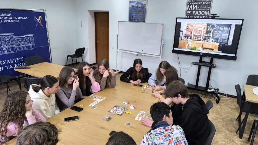 Smart Up Summer Camp 2.0 — п’ять днів розвитку, нових ідей та яскравих відкриттів!